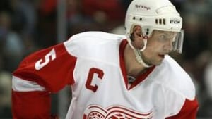 lidstrom-n-get-090114-306