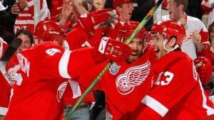 redwings-celebrate_584