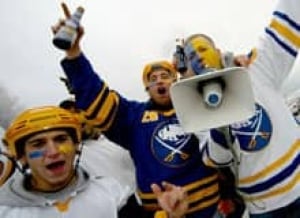 sabres-fans-get-220