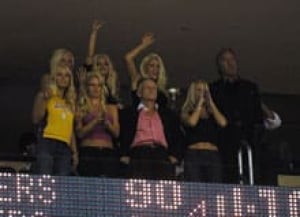 hefner-get-010606-220