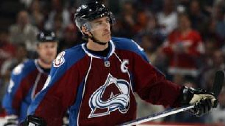 Greatest Hockey Legends.com: Joe Sakic