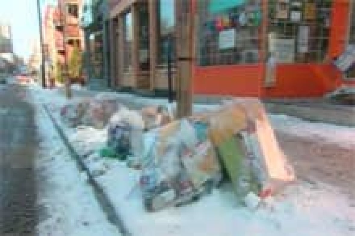 Montreal kicks off new year with garbage mess CBC News
