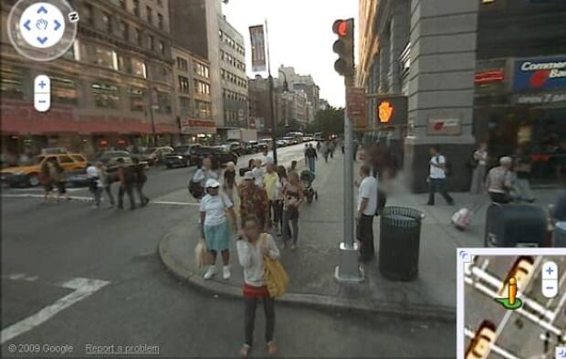 tech-090617-google-streetview-blur-faces-banner