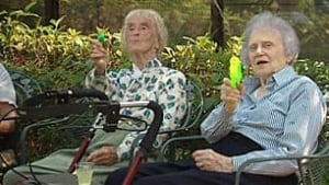 bc-090729-vancouver-water-guns-seniors_306