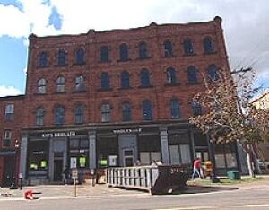 pe-kaysbrosbuilding
