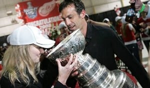 cup-celebration080606