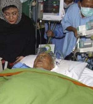 suharto-sick-cp-4140928