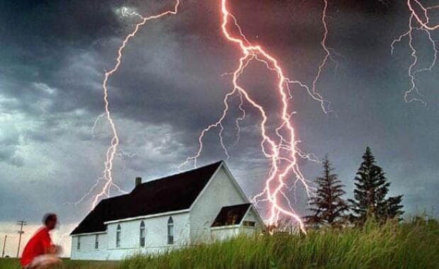 lightning-cp-5041930