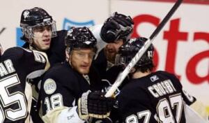 hossa-marian-ap-080518
