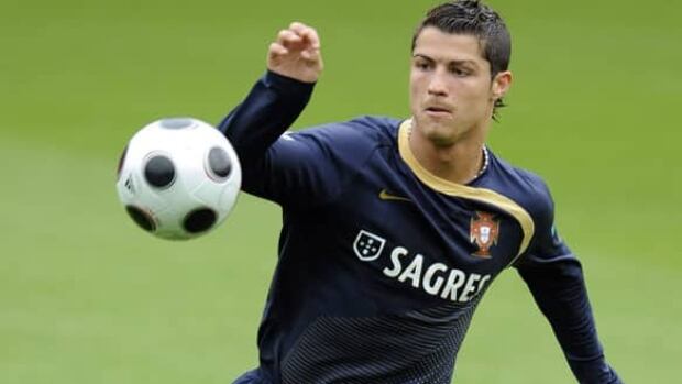 ronaldo-cristiano080602ap
