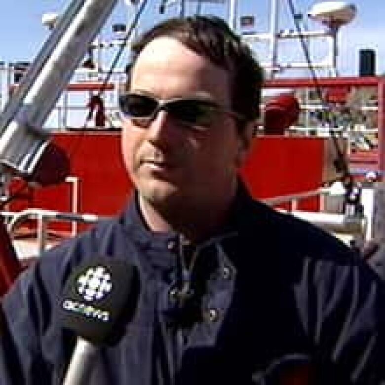 Fishermen have fingers crossed as crab fishery gears up CBC News