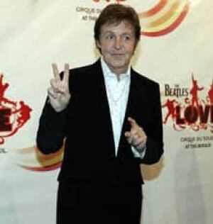 mtl-mccartney-paul-ap-060631