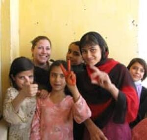 kandaharschool-girls-lunn