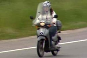 bc-080529-motorcycle2