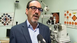 Registered optician Lorne Kashin