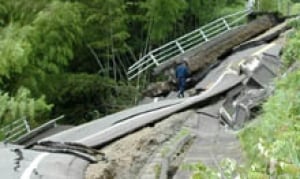 japanquake-cp-3299114