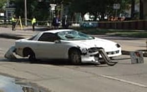 crash-winnipeg-070914