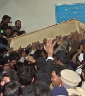 bhutto-coffin-getty-7866110