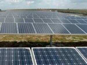 top-solar-panels-cp-11897320
