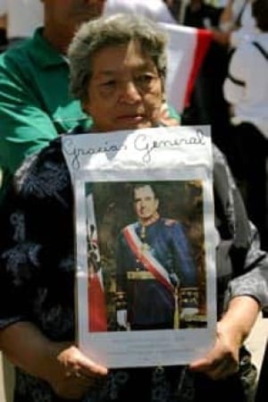 pinochet-supporter