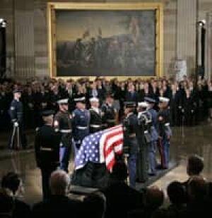 ford-g-rotunda_cp_11344614