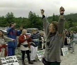 log-protest060802