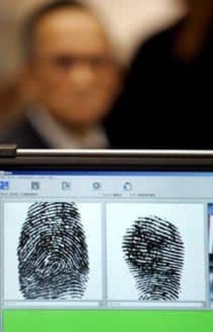 fingerprint_cp_6442941