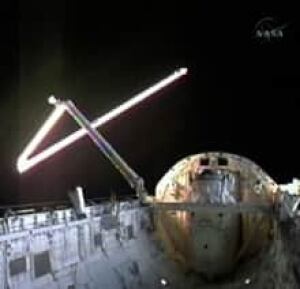 shuttle-arm-debris_cp_10779244