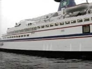 061123bc-ferrysink2