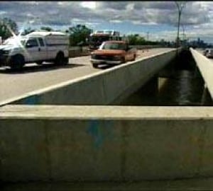 horse_bridge050704