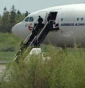 police_flt050603