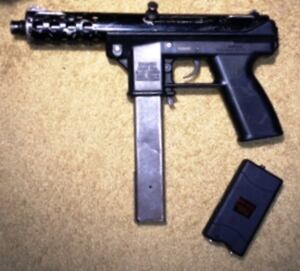 Tec 9 submachine gun found in Mississauga residence