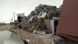 Dumping Metal 2