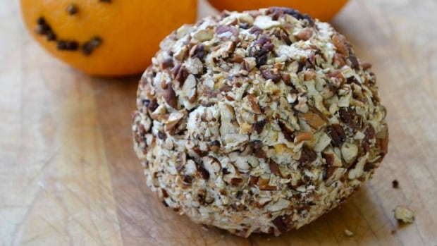 Classic Cheese Ball