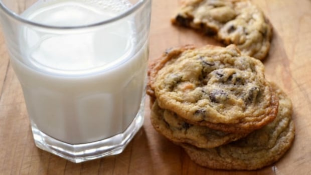 Barley chocolate chip cookies