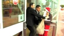 Santa scruffle at Port Metro Vancouver