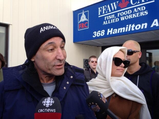Sam Simon and Pamela Anderson
