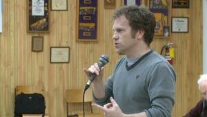 Scott Simms at Twillingate meeting