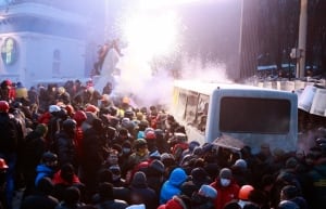 UKRAINE-RALLY/