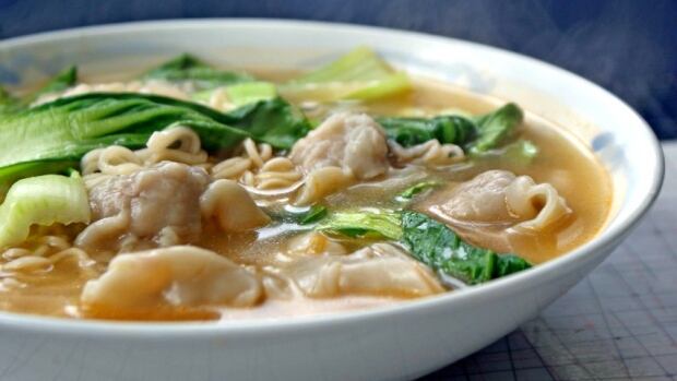 Wonton soup
