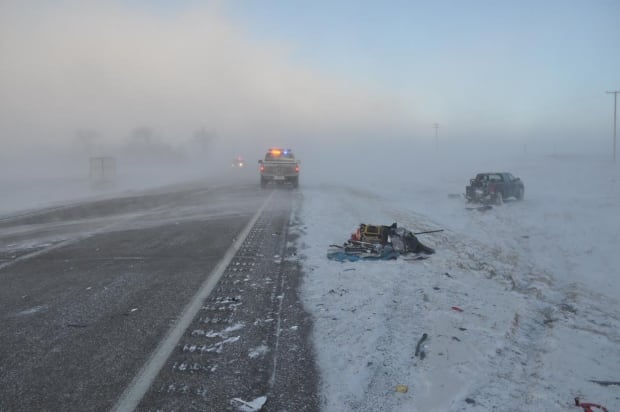 skpic-highway39-3-vehicle-crash
