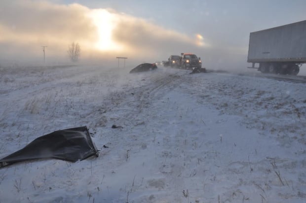 skpic-hwy39-3-vehicle-crash