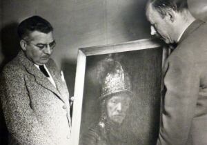 Regina's monuments man skpic