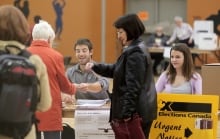 Federal election voting NS 20110502