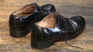 Mike de Jong shoes