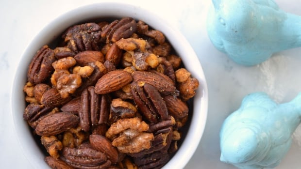 Spiced nuts