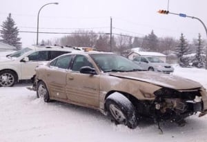 Crash at Arcole Dr. and Rothwell Street, Regina skpic