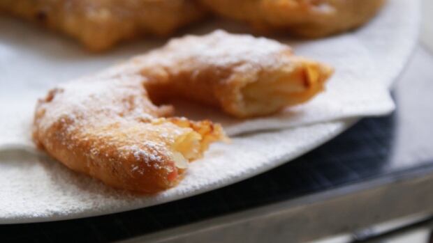Apple fritters