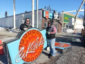Kelekis sign
