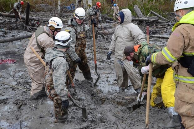 Washington mudslide search